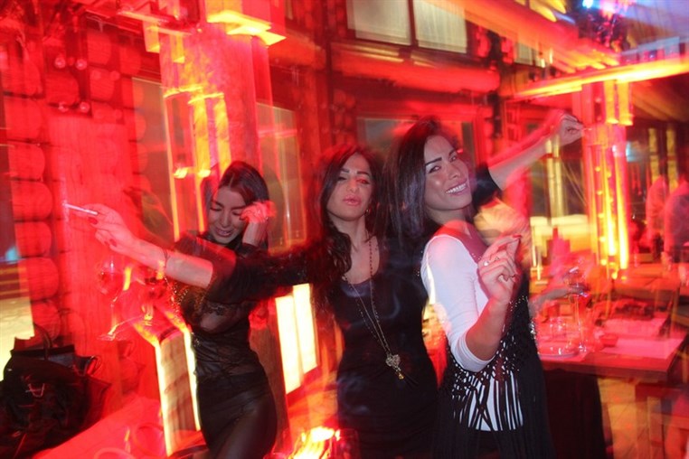L apres Opening Christmas BASH